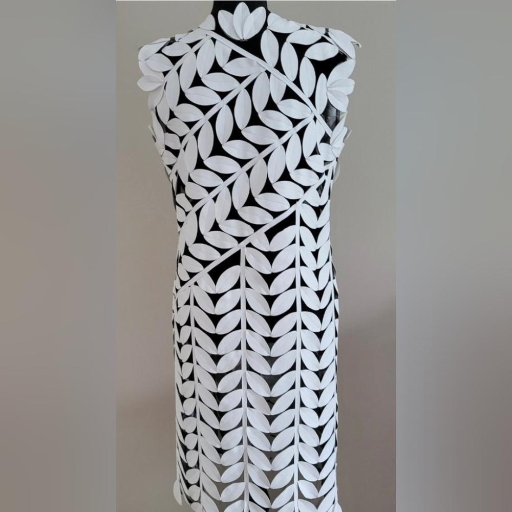 STUNNING Faux Leather White Leaf Vest - Picture 3 of 5
